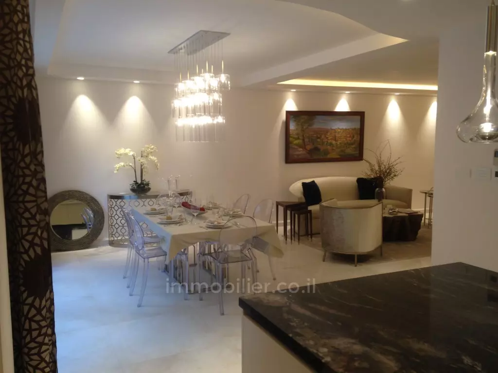 NUEVO PROYECTO DAVID VILLAGE MAMILLA