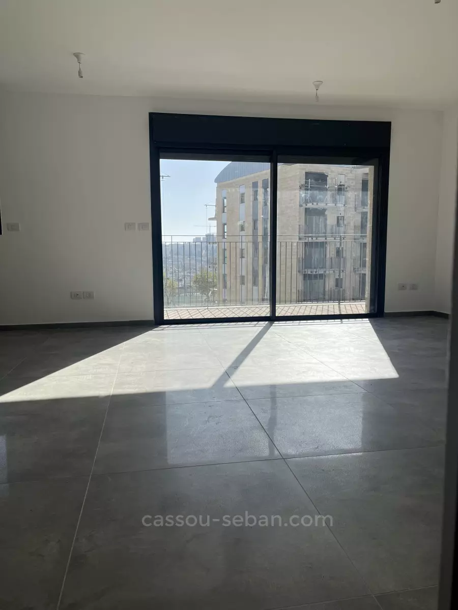 במרכז העיר ירושלים קריית הלאום