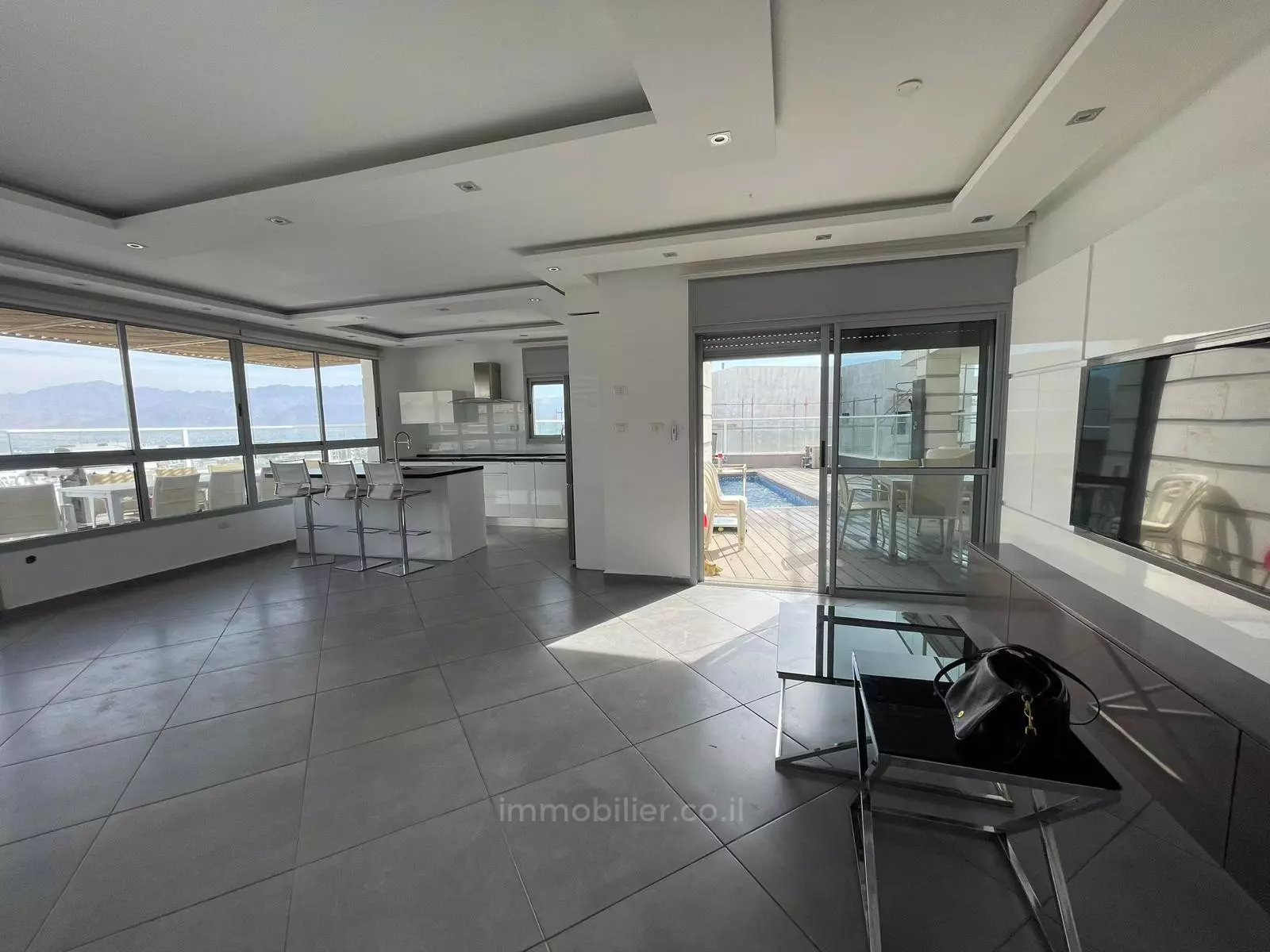 Não perca!,agradável,com terraço,Varanda de frente para o mar,Lindo apartamento,bem equipado,Boa localização,Bom negócio,Boa oportunidade,Boa orientação solar,calmo,claro,Em uma rua tranquila,Em bom estado,Lugar quieto,Grande,Magnífico,Minicobertura,Projeto de qualidade,espaçoso,Vista para o mar