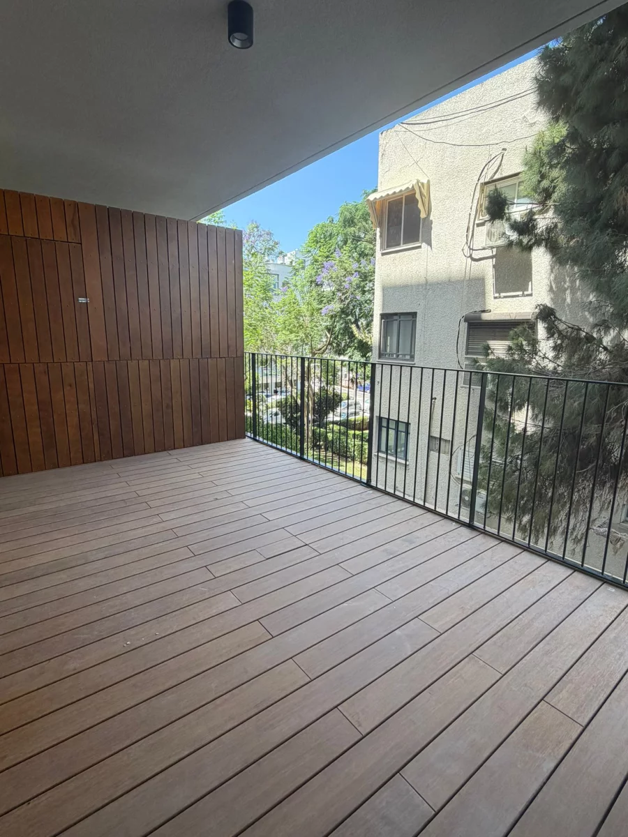דירת 2 חדרים יפה להשכרה בבניין חדש יוקרתי, כיכר המדינה, תל אביב
