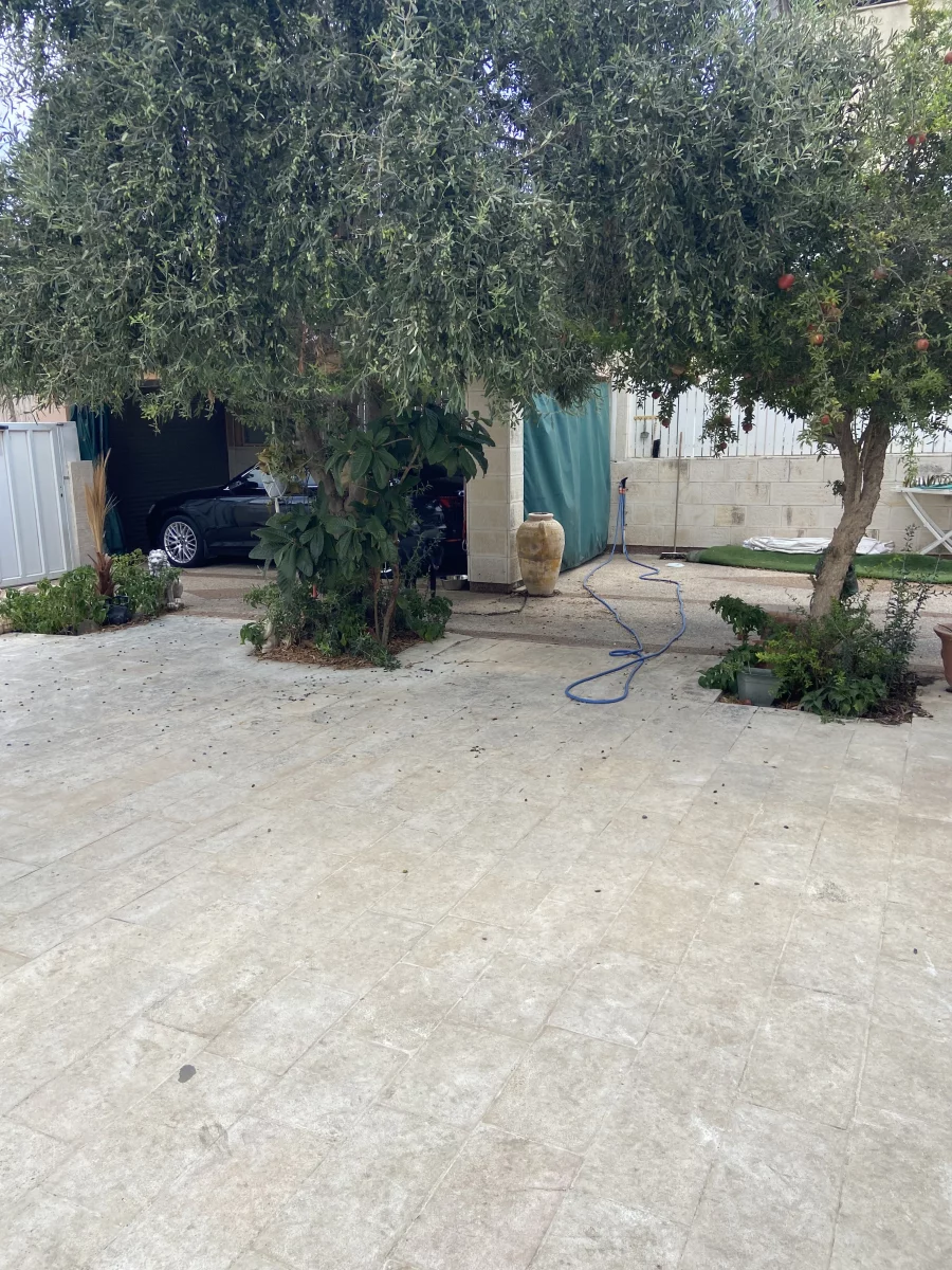 Bonne occasion à ne pas manquer ! Grande maison 6 pièces à vendre, Gan Yavne
