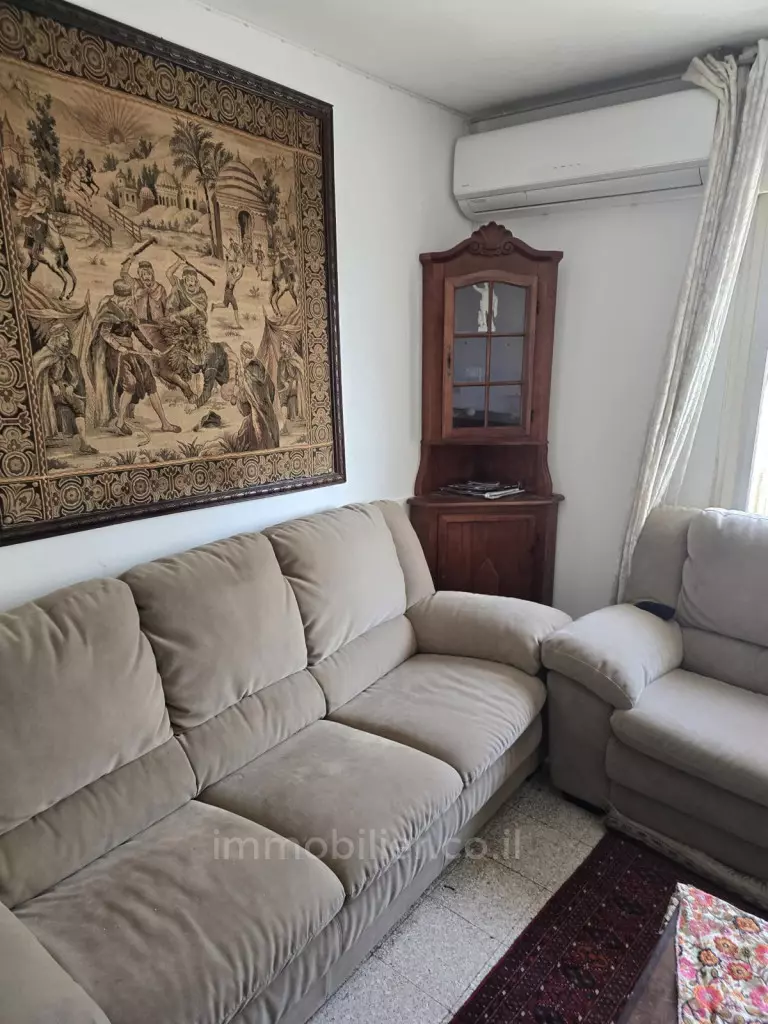 4-комнатная квартира 80м², Кирьят Айовель, Иерусалим